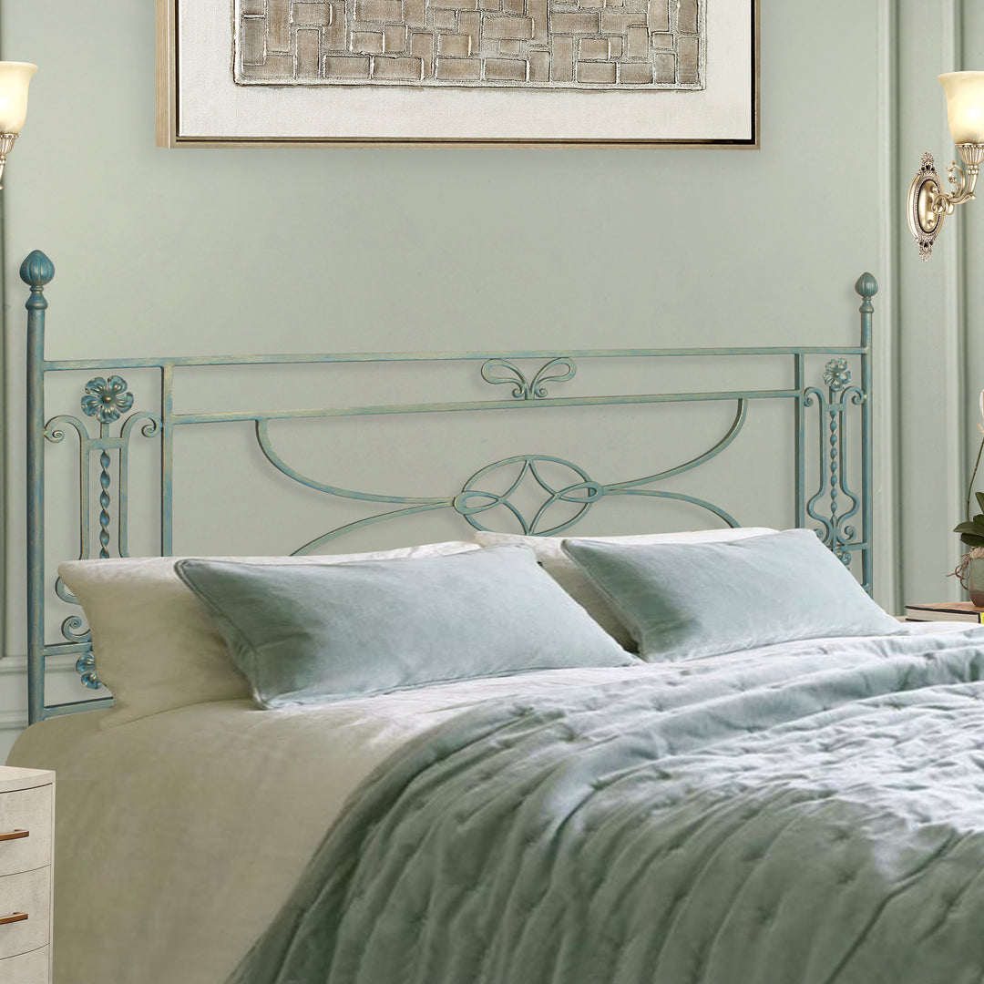 Claudia sculptural King Size bed in 180x200 by Choufani